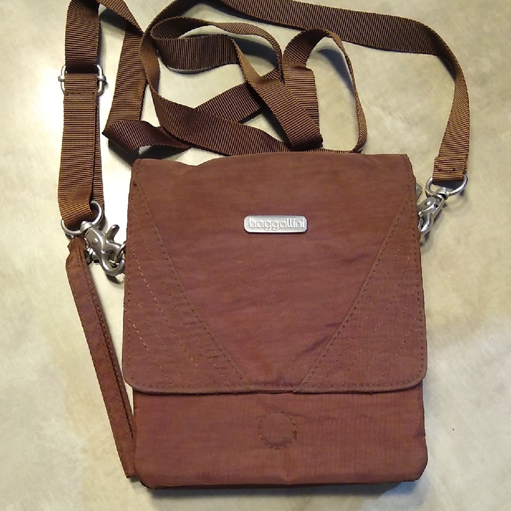 Baggallini Chestnut Crossbody Bag